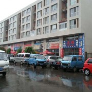 鞍山機(jī)動(dòng)車交易市場 (7)