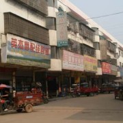 湖南長(zhǎng)株潭摩配市場(chǎng) (11)